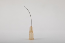 Lacrimal Cannula Curved x 28mm 26G 77021